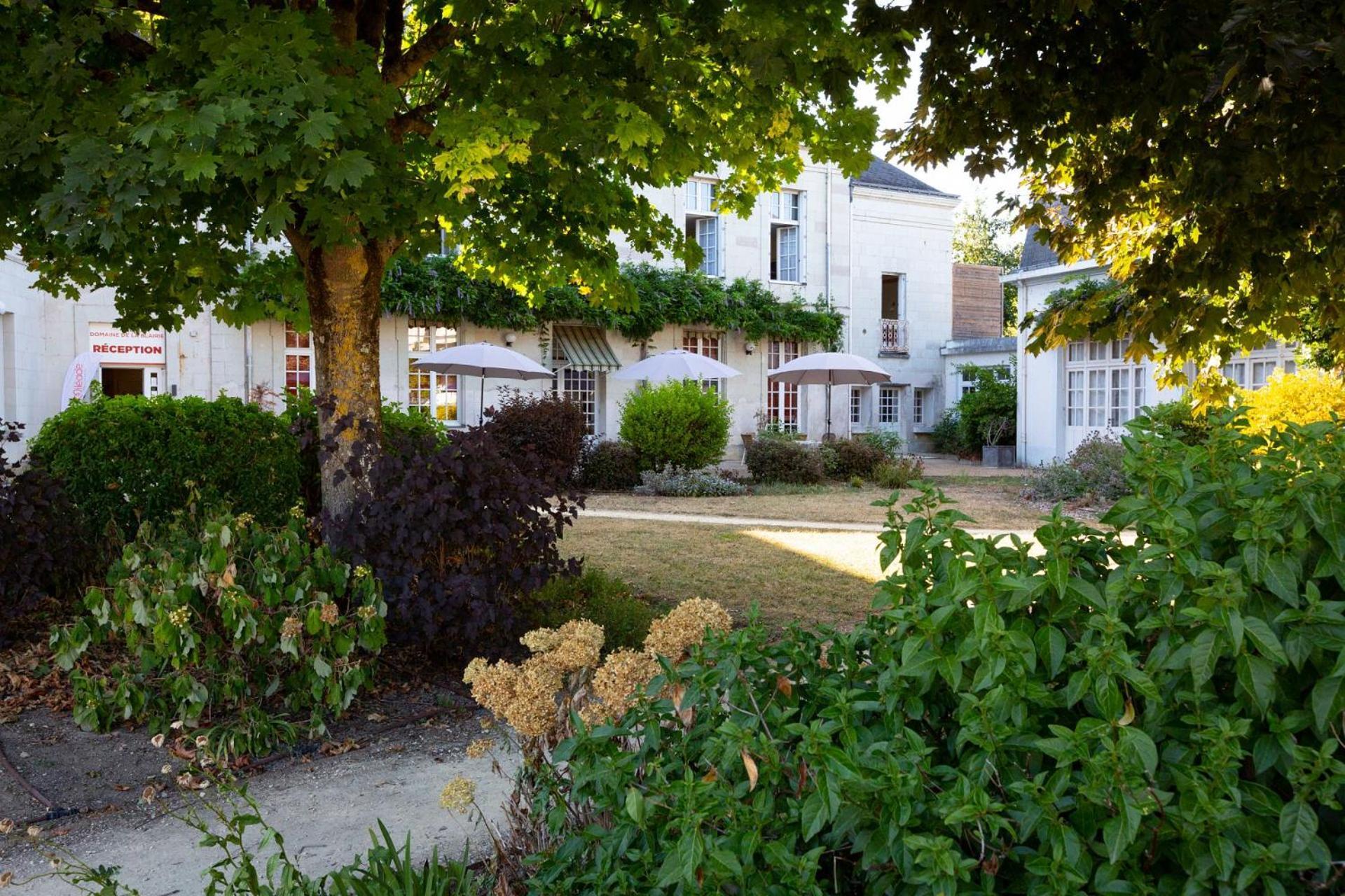 Hotel Mileade Le Domaine De La Blairie - Saumur Saint-Martin-de-la-Place Екстериор снимка