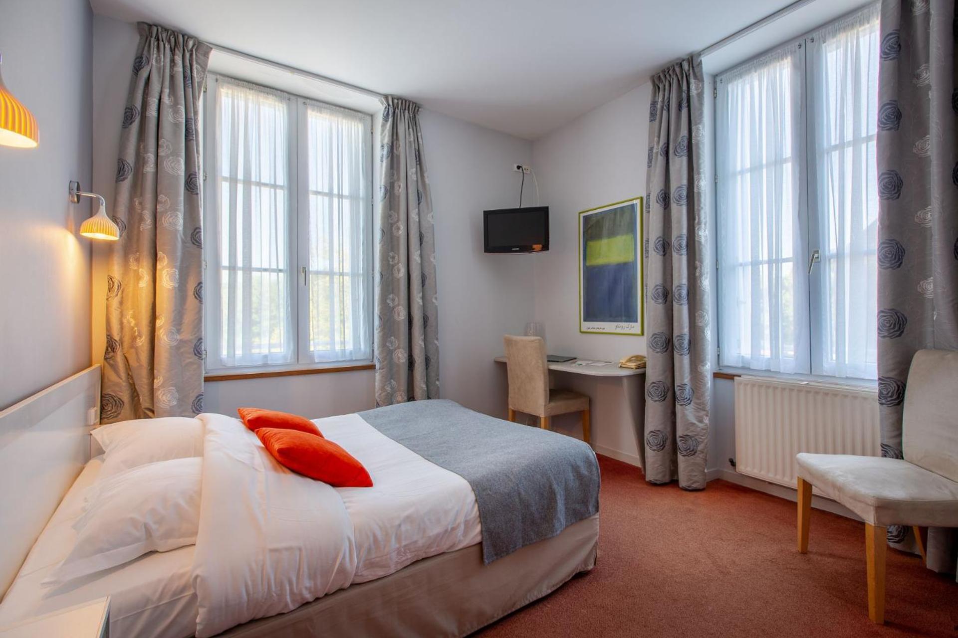 Hotel Mileade Le Domaine De La Blairie - Saumur Saint-Martin-de-la-Place Екстериор снимка