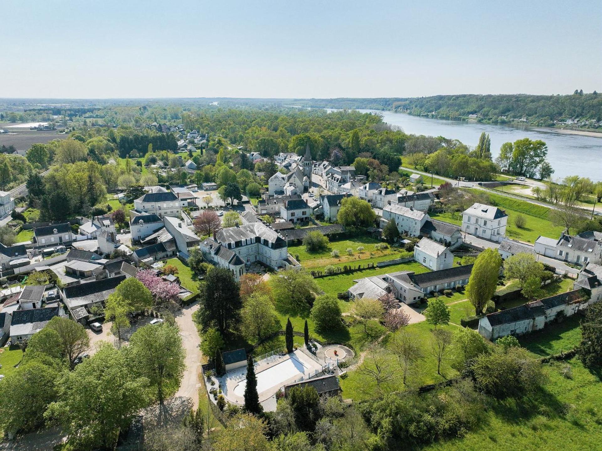 Hotel Mileade Le Domaine De La Blairie - Saumur Saint-Martin-de-la-Place Екстериор снимка